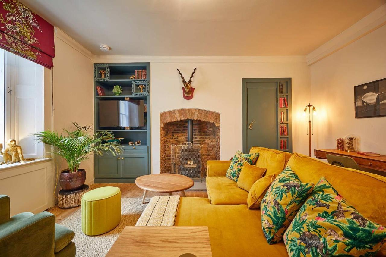 The Jungle Nook; Romantic Haven Apartment *